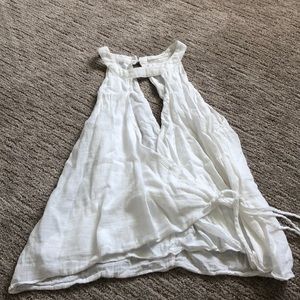 Open shoulder tie front top (white)